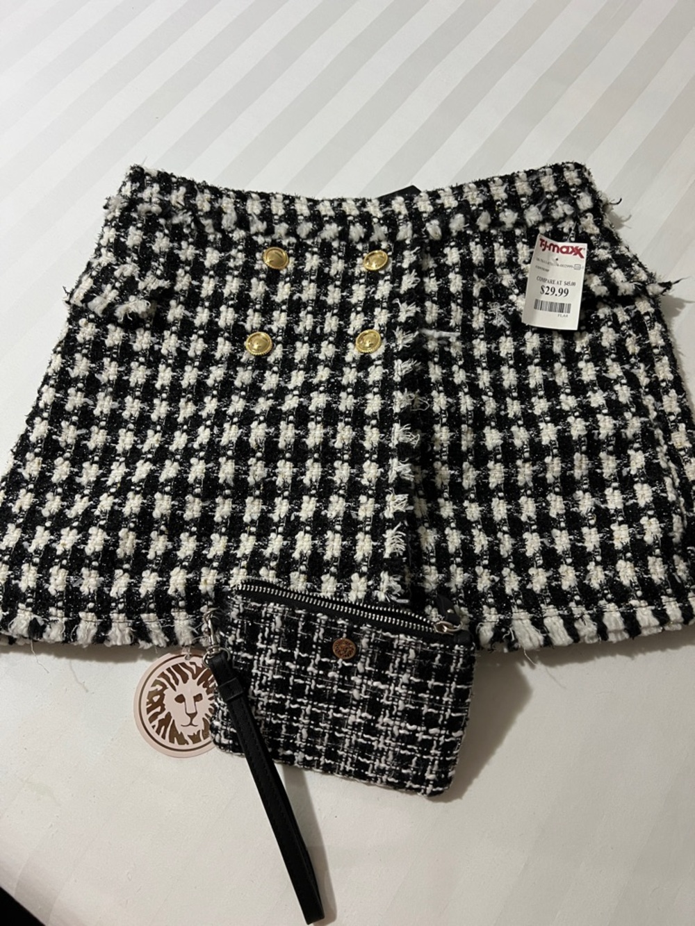 Skirt short